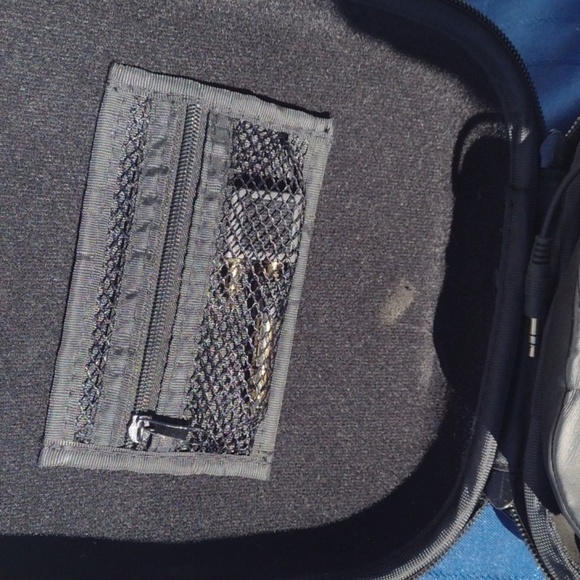 Able Planet Linx Audio professional  Headphones in Black Case NWOT - Picture 3 of 3